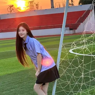 钟美诚